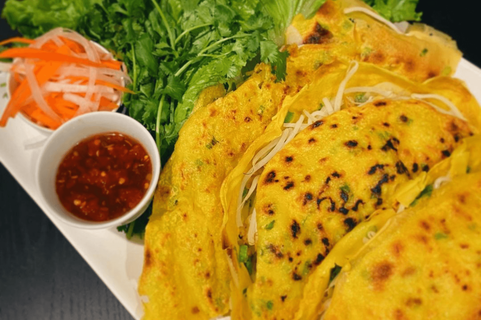 Bánh khoái nhỏ hơn bánh xèo 