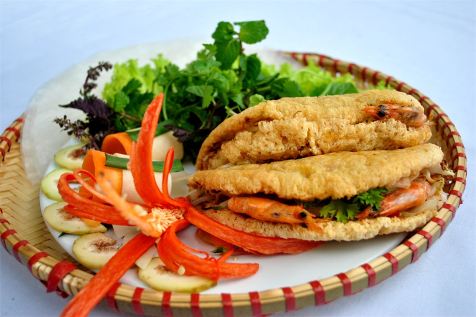 Bánh khoái Quảng Trị, món ăn dân dã, đậm đà hương vị miền Trung