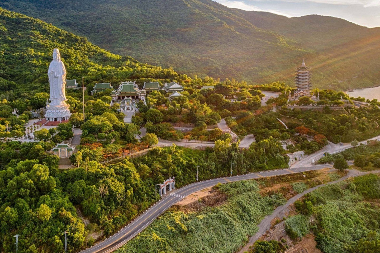 Biểu tượng tâm linh của Bán đảo Sơn Trà