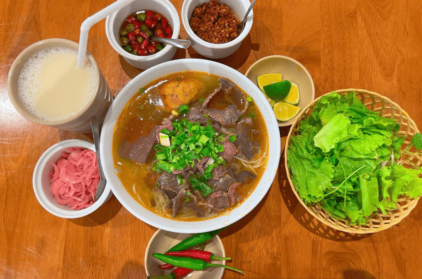 Bún bò Chạm