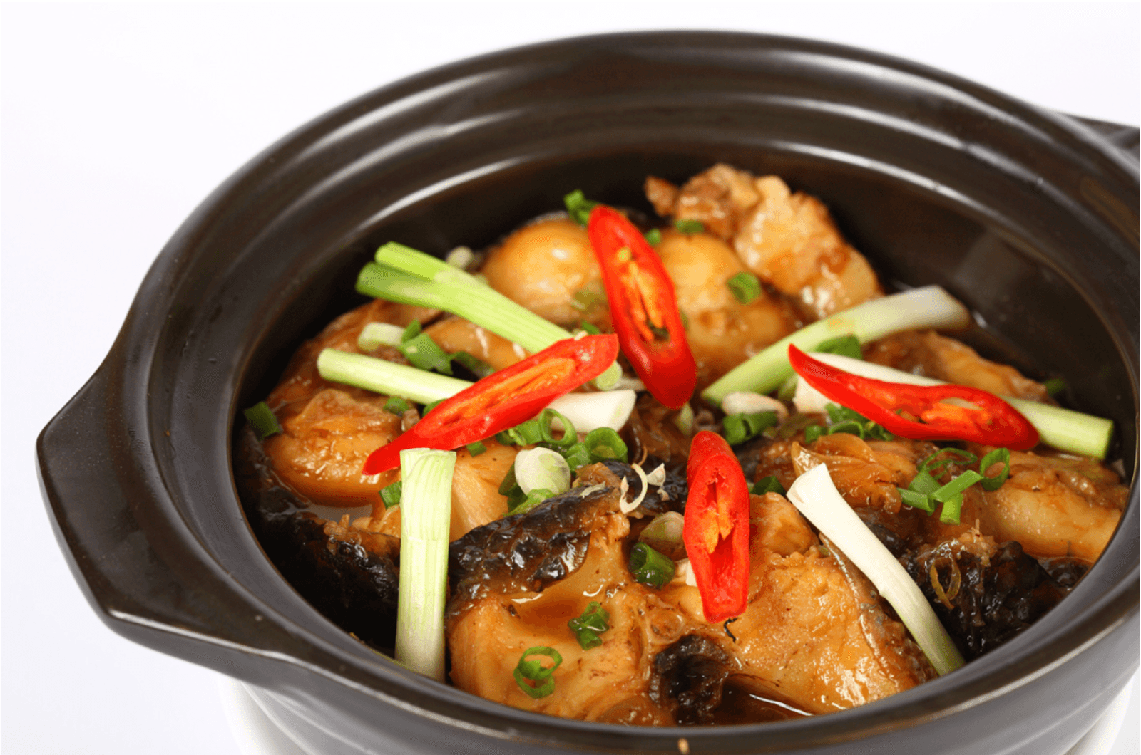Cá trắm sông Son là nguyên liệu tuyệt vời để chế biến nhiều món ăn ngon trứ danh