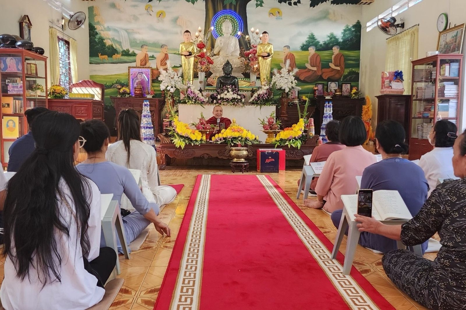 Các khoá tu tại Thiền Viện