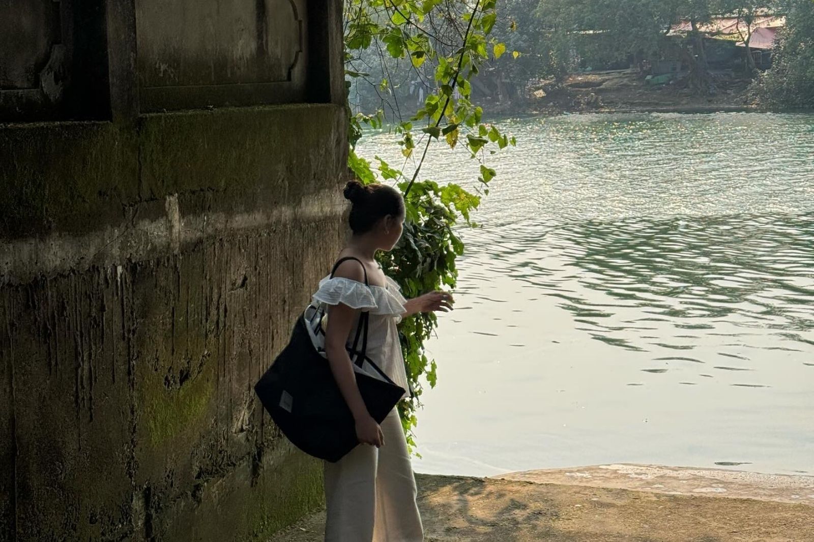 Cảnh vật bình yên ở thôn Vĩ Dạ