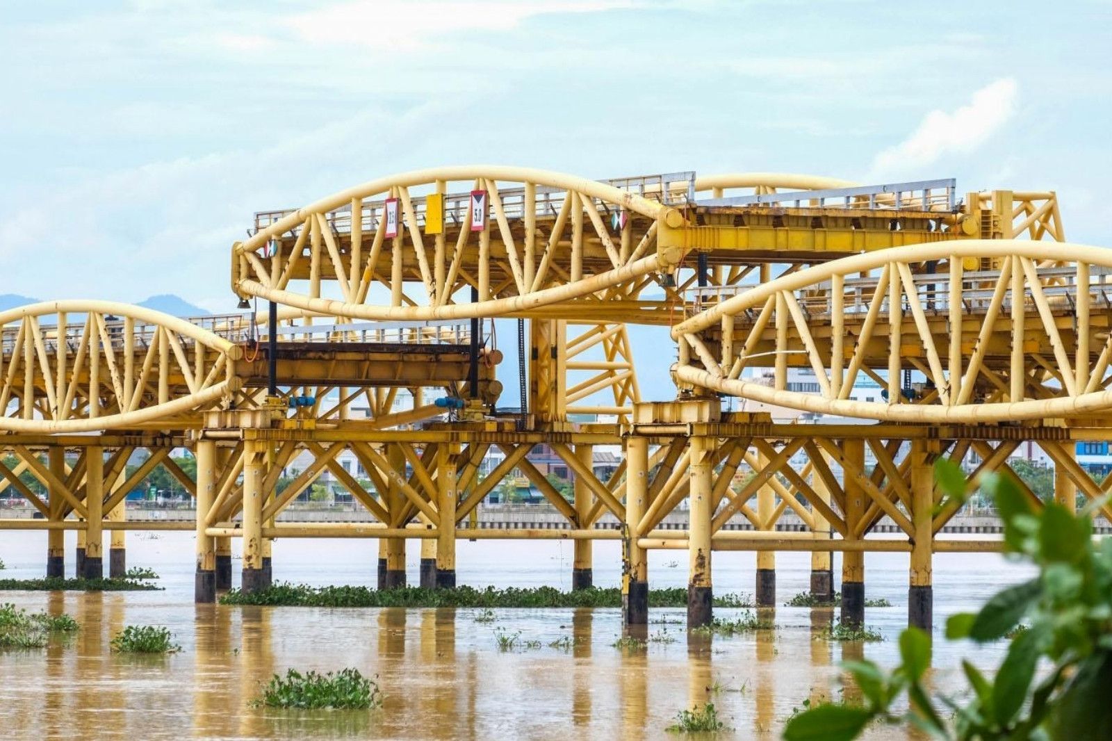 Cây cầu "kỷ vật" của thành phố sông Hàn