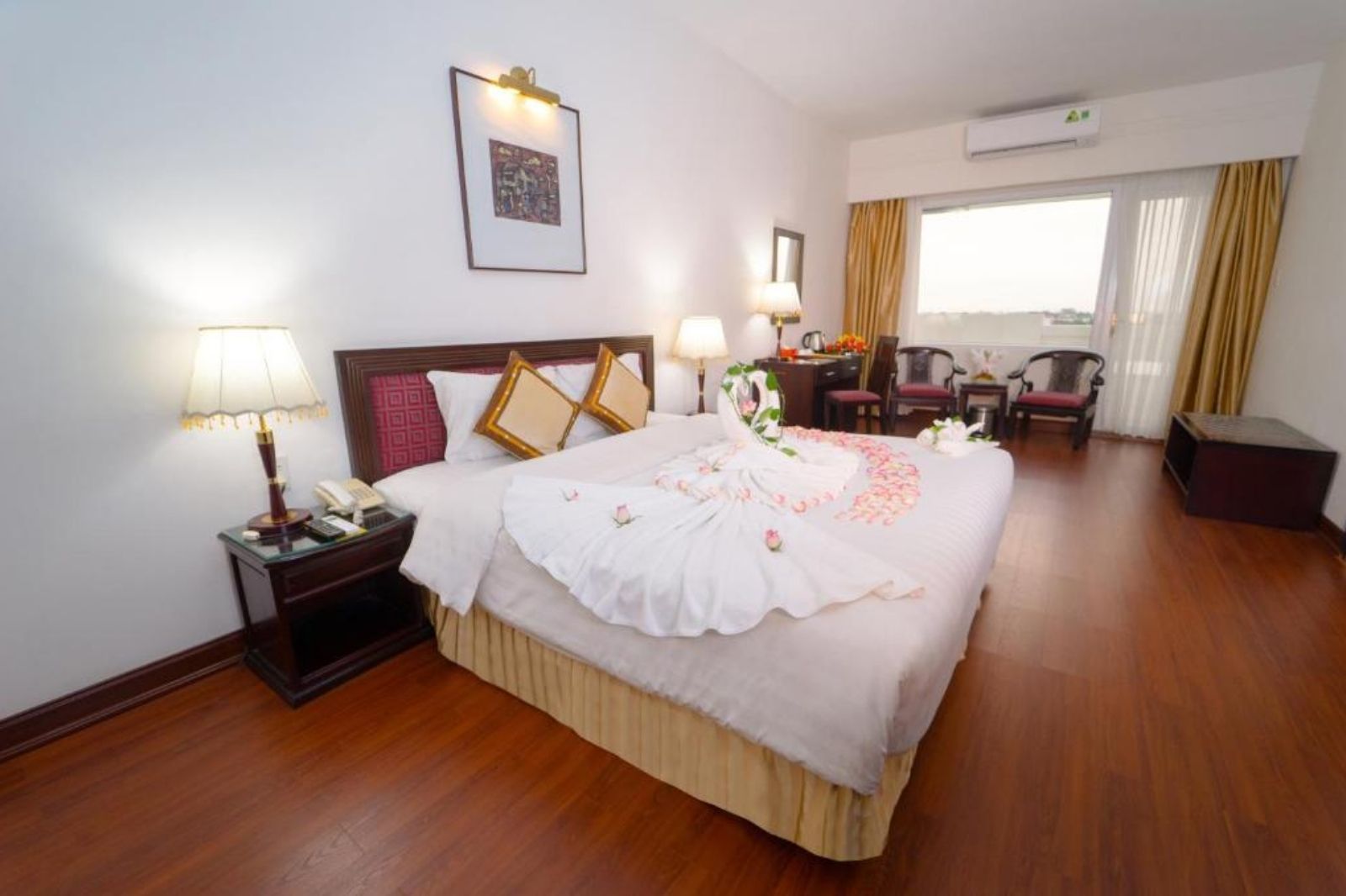 Century Riverside Hotel Hue