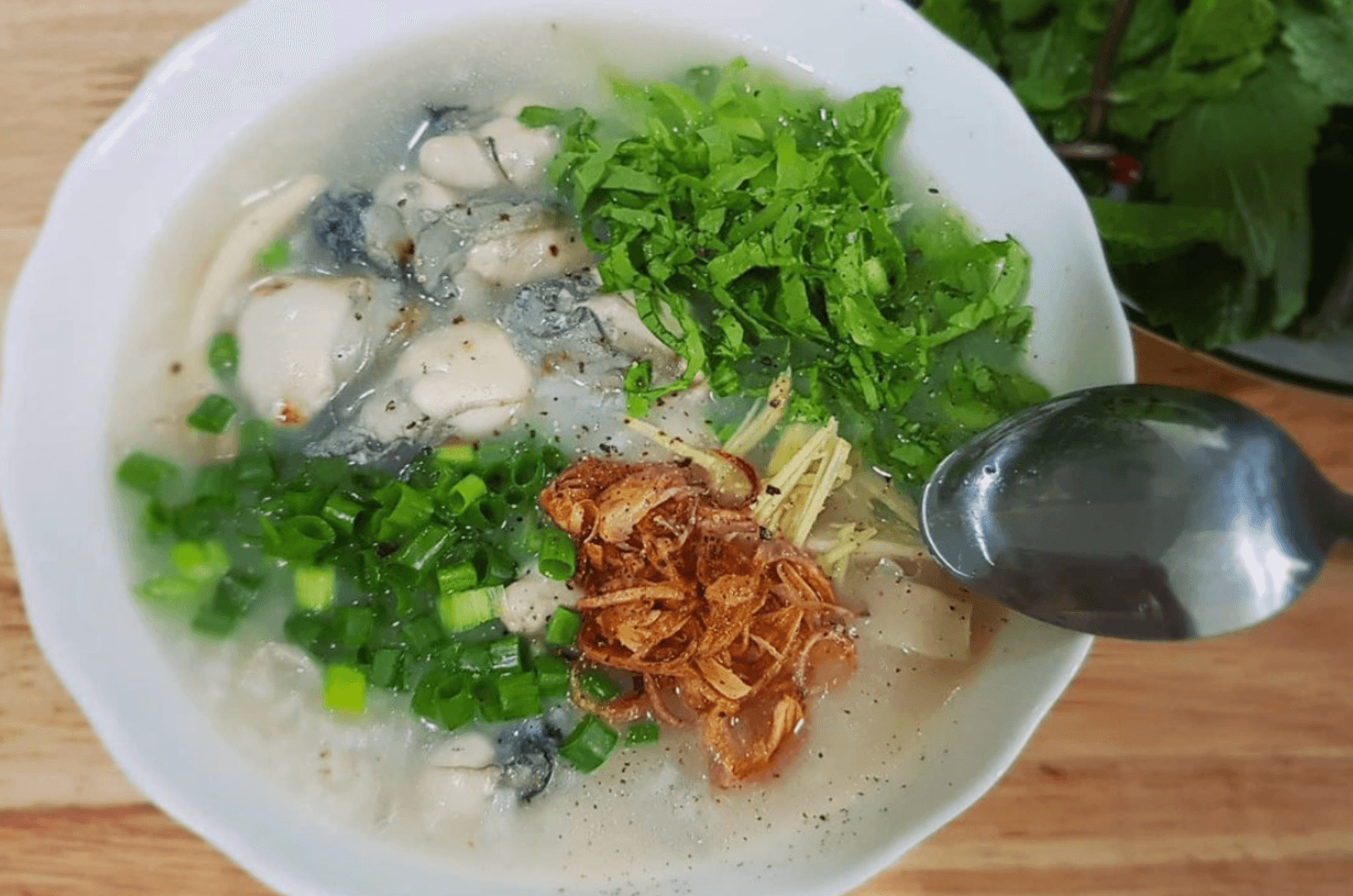 Cháo hàu là lựa chọn tuyệt vời cho buổi sáng