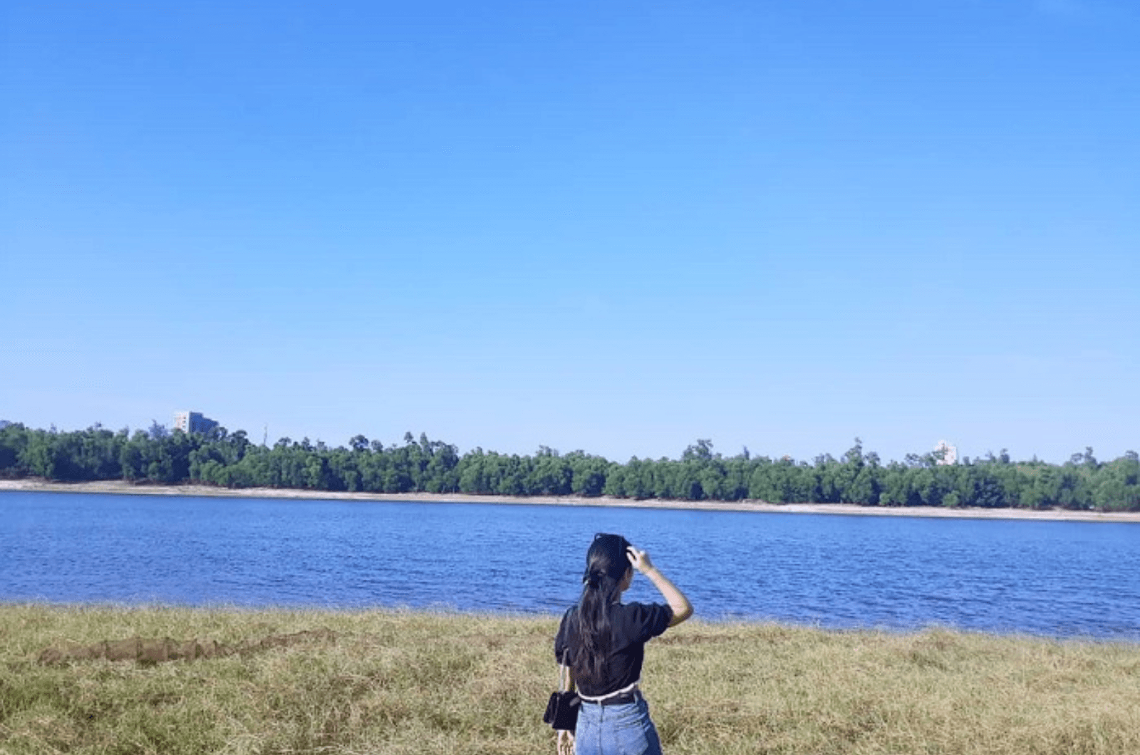 Check-in cực chill tại hồ Bàu Tró
