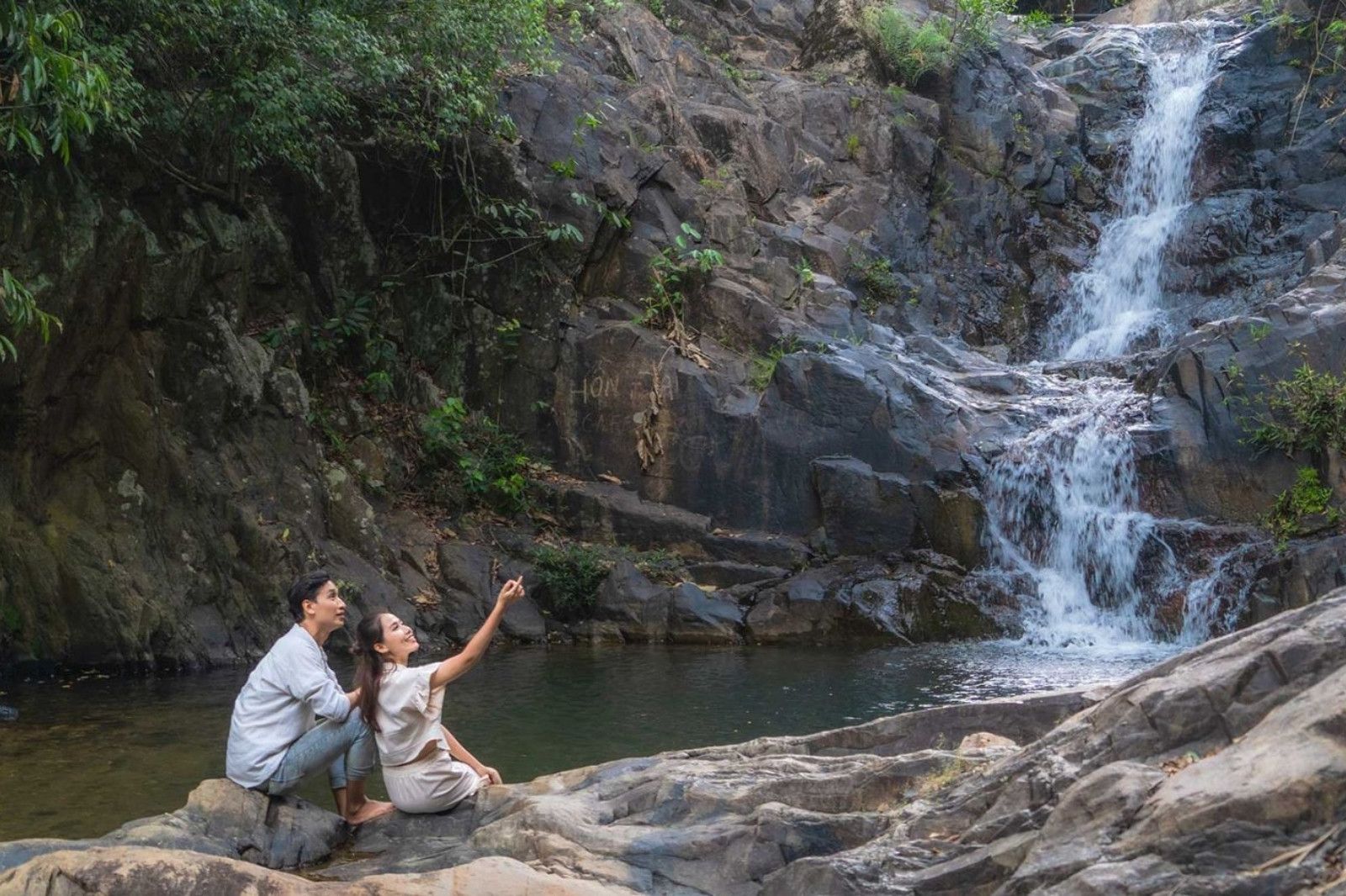 Check-in tại Thác Đá Dăm
