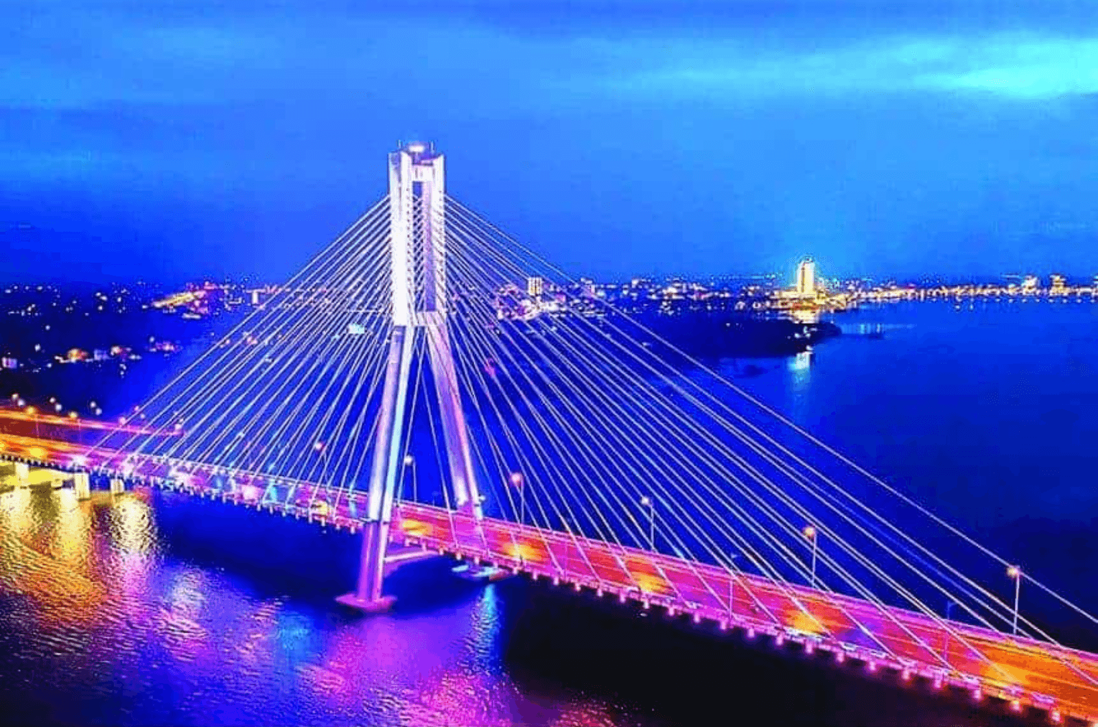 Check-in với cầu Nhật Lệ thơ mộng