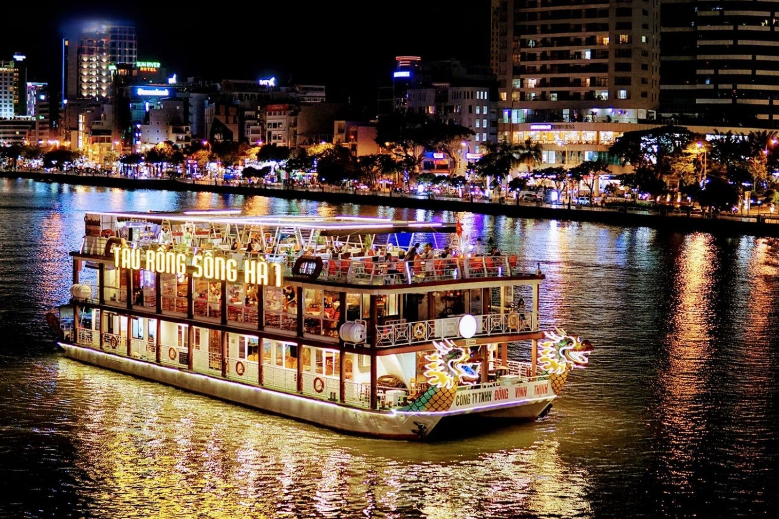 Chiêm ngưỡng vẻ đẹp thơ mộng của sông Hàn về đêm