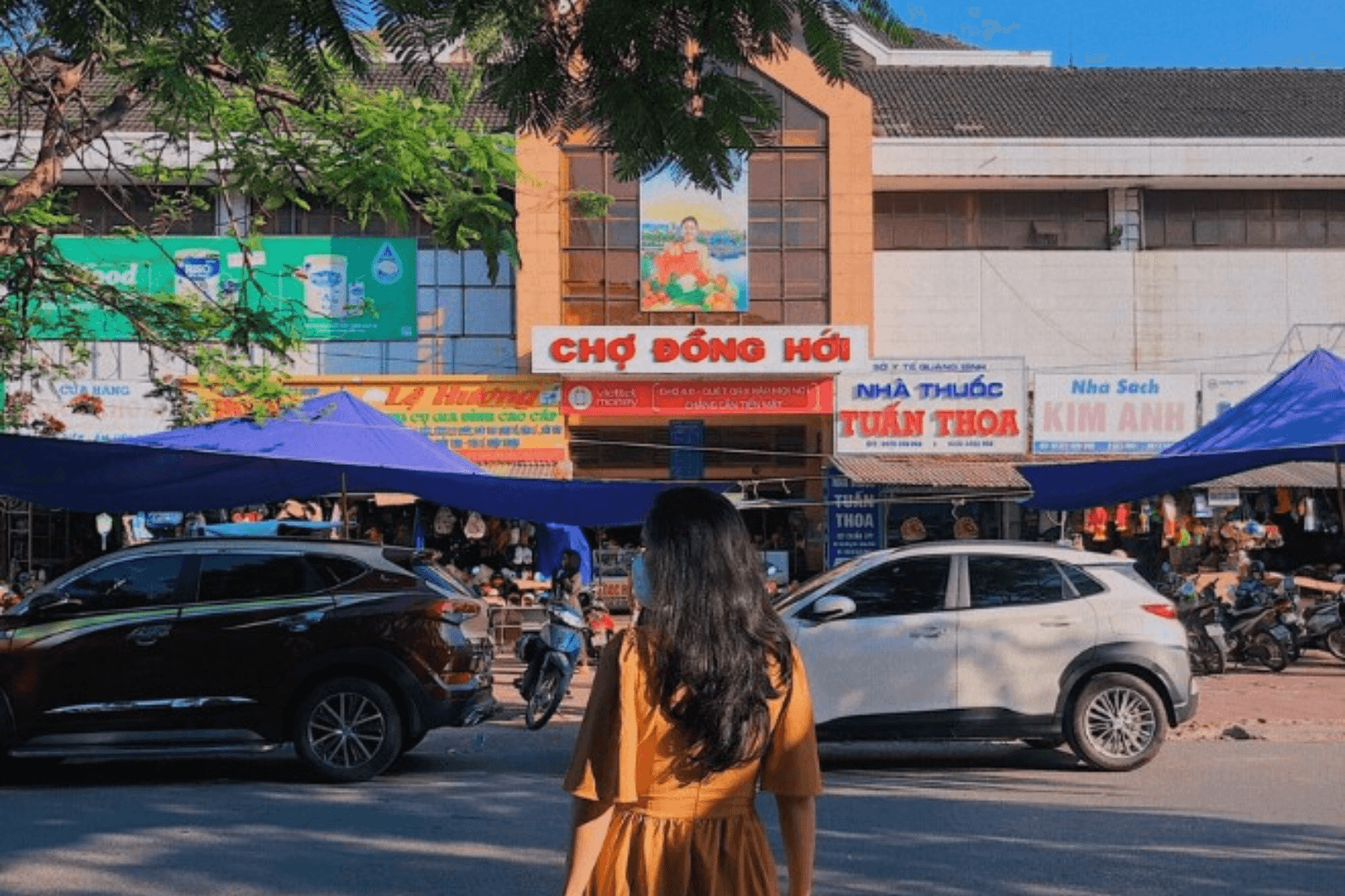 Chợ Đồng Hới là nơi nhiều du khách ghé thăm 