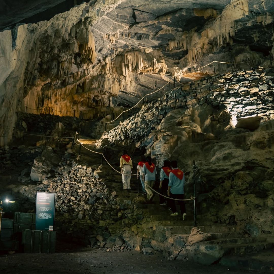 Commander 1-Day Commander Cave - Phong Nha Cave Exploration Journey