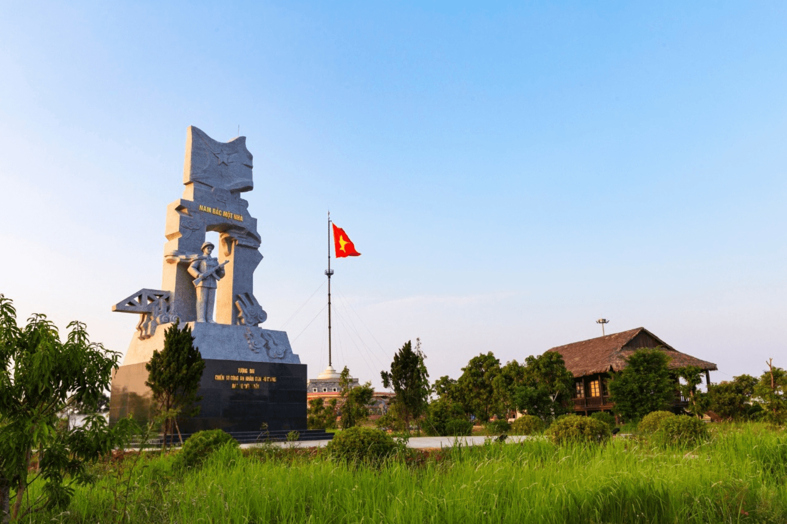 Cụm tượng đài