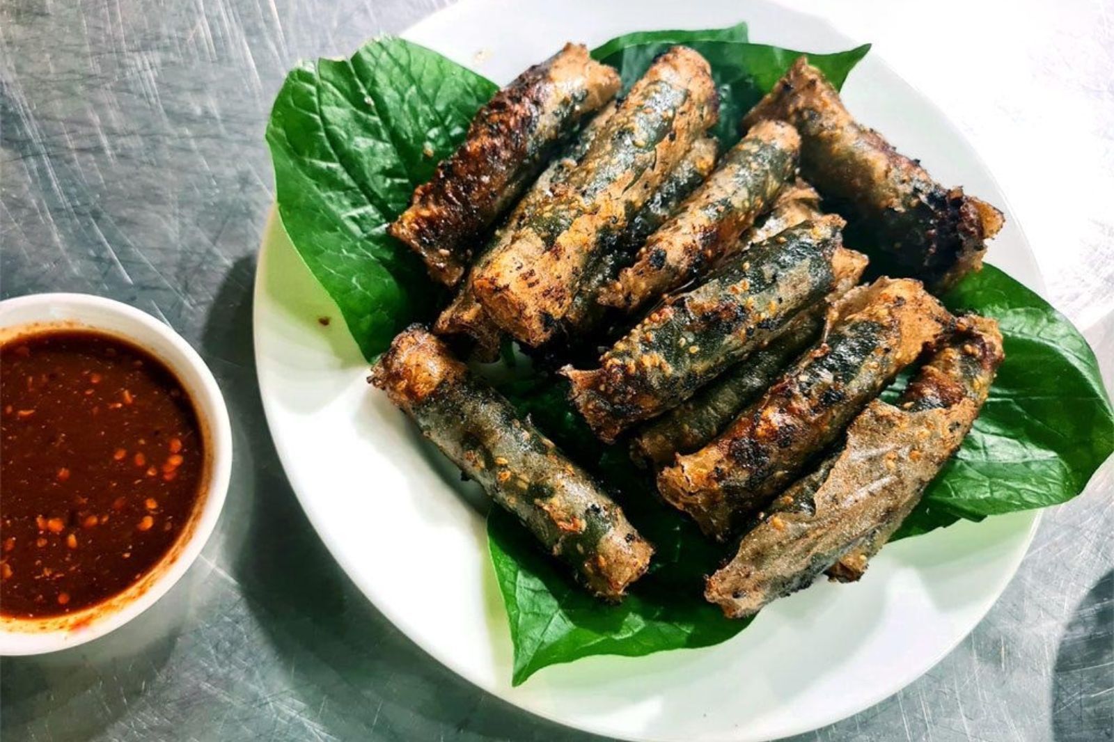 Đặc sản ram đẻn biển của Quảng Bình 