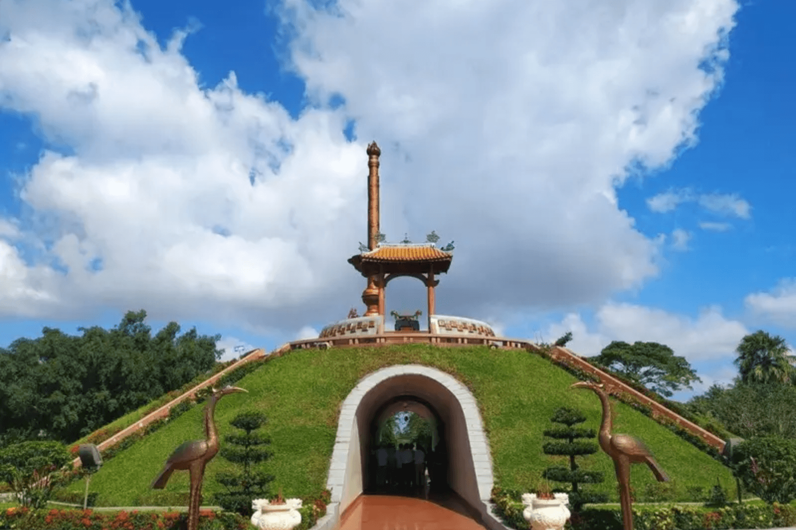 Đài tưởng niệm 