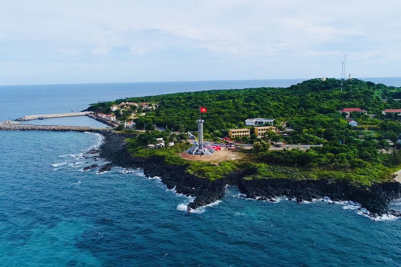 Đảo Cồn Cỏ, hòn đảo tiền tiêu giữa Biển Đông