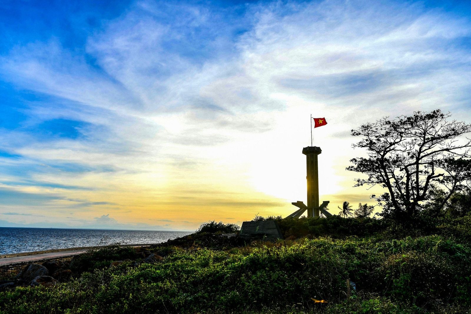 Đảo Cồn Cỏ - Viên ngọc xanh giữa vùng biển Quảng Trị