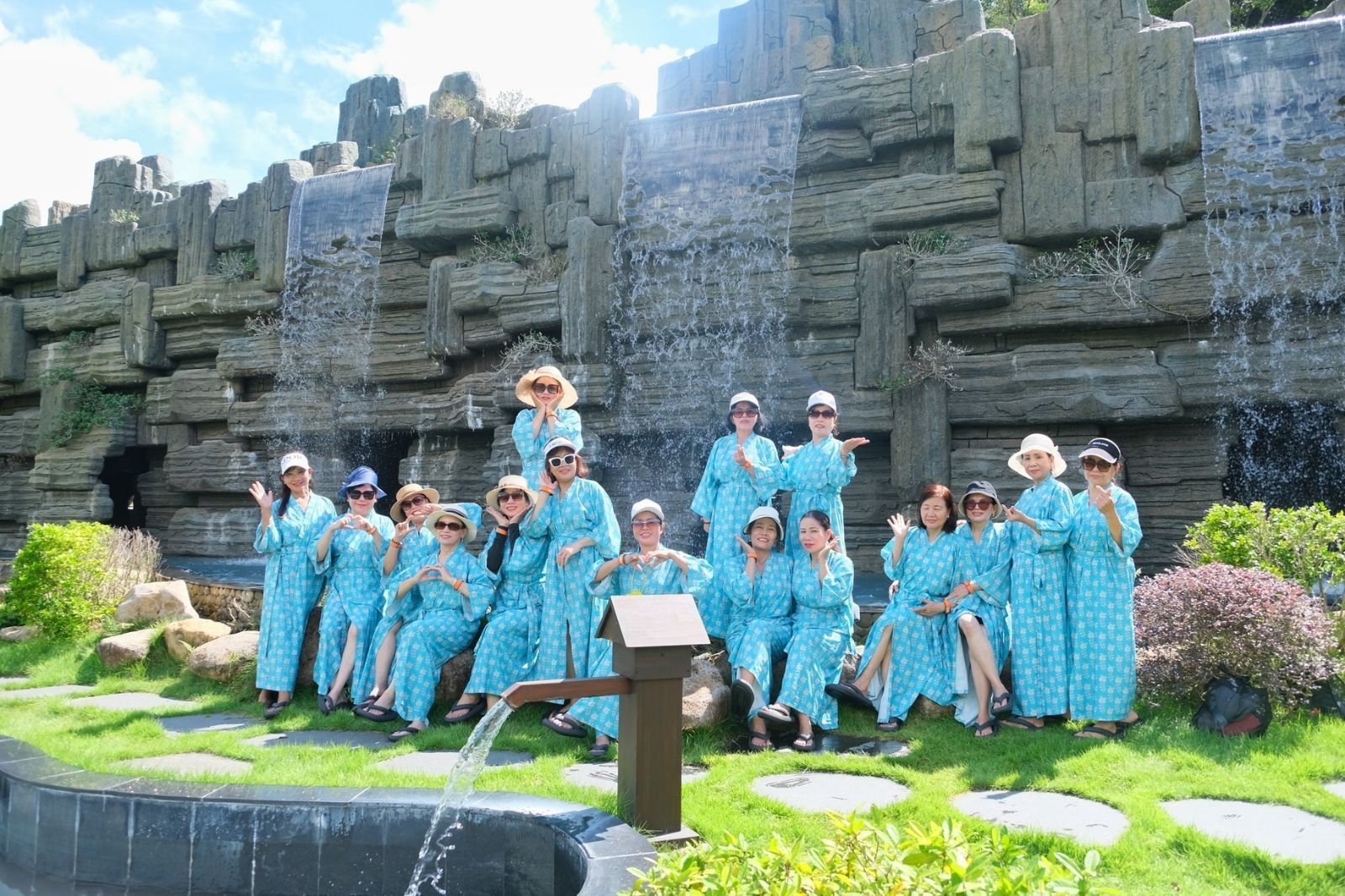 Đặt dịch vụ sớm để có cơ hội trải nghiệm tại khu nghỉ dưỡng