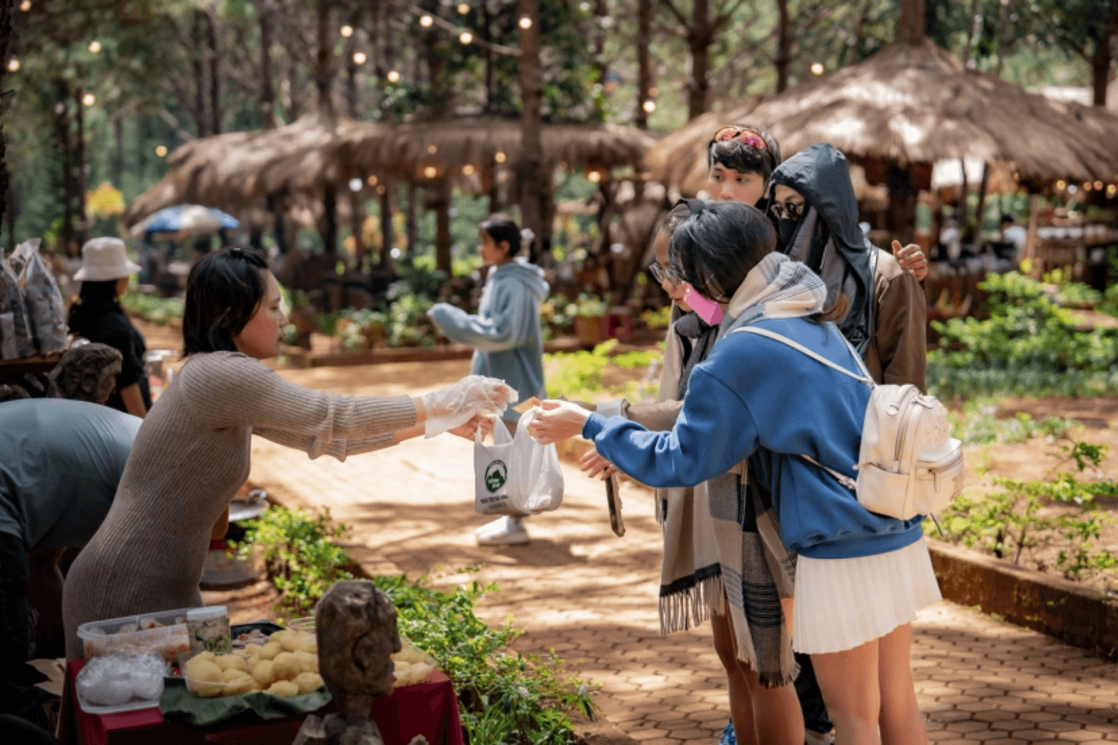 Đặt-tour-Măng-Đen-giá-tốt-với-Sovaba-Travel