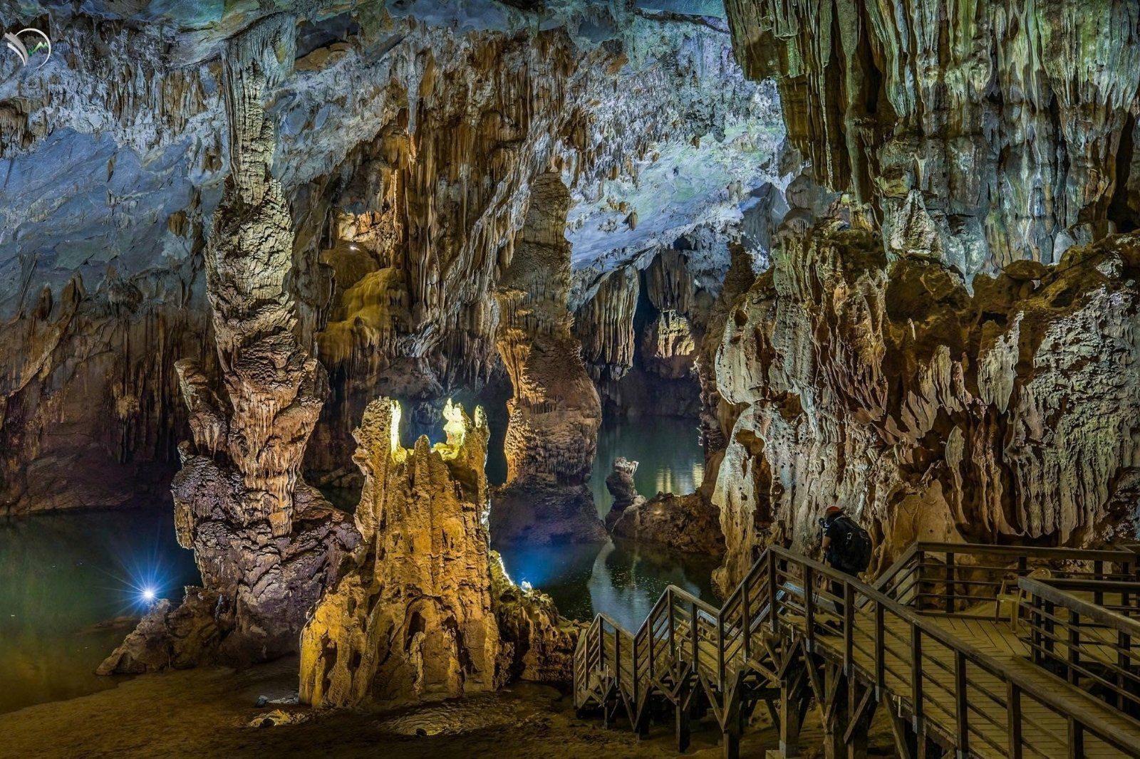 Đặt tour du lịch Động Phong Nha cùng Sovaba Travel