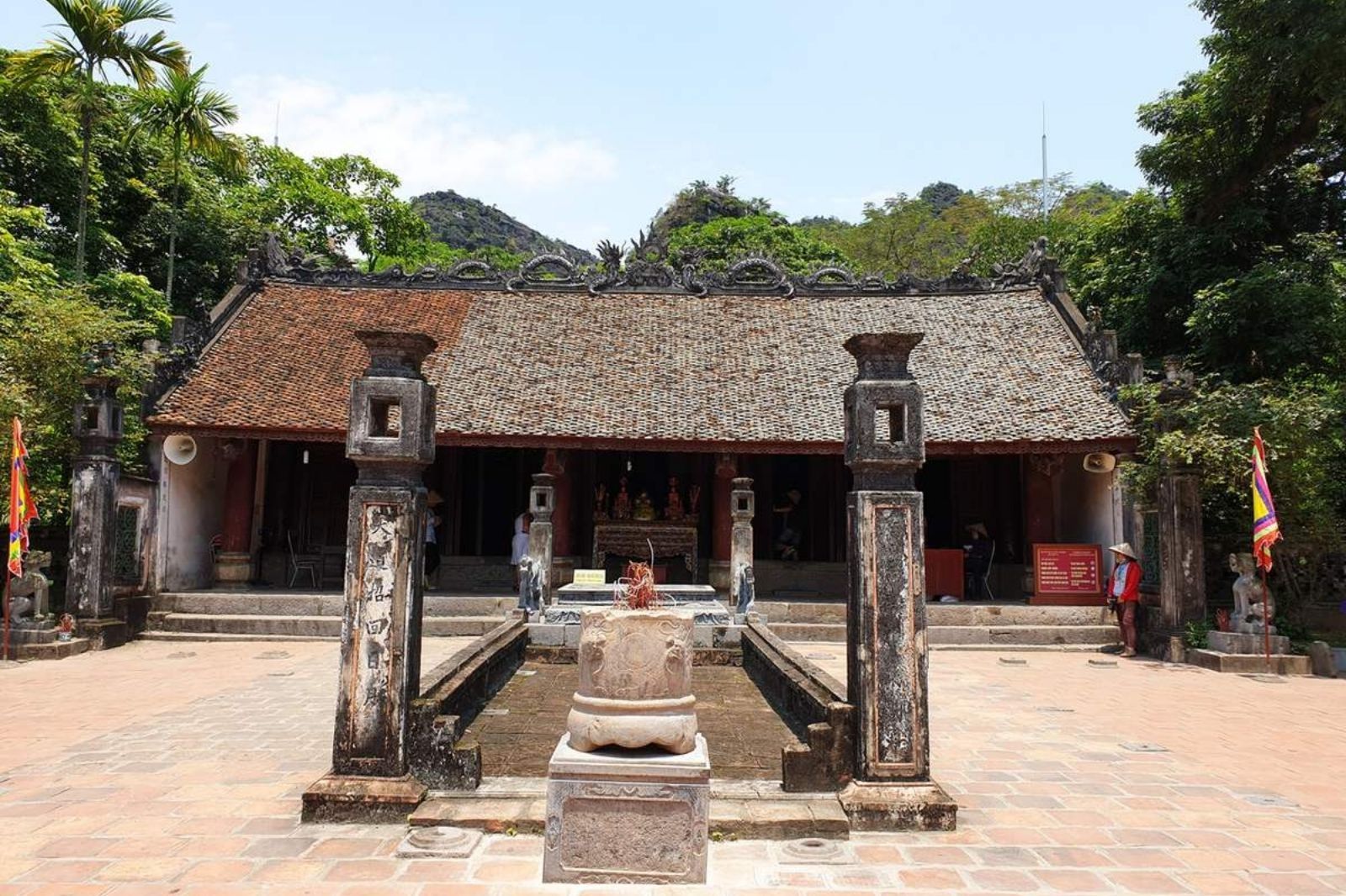 Dấu ấn vàng son của cả một triều đại 