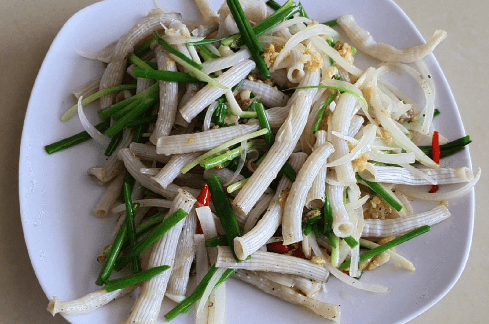 Đến Quảng Bình, bạn nên một lần thưởng thức sá sùng sông Gianh