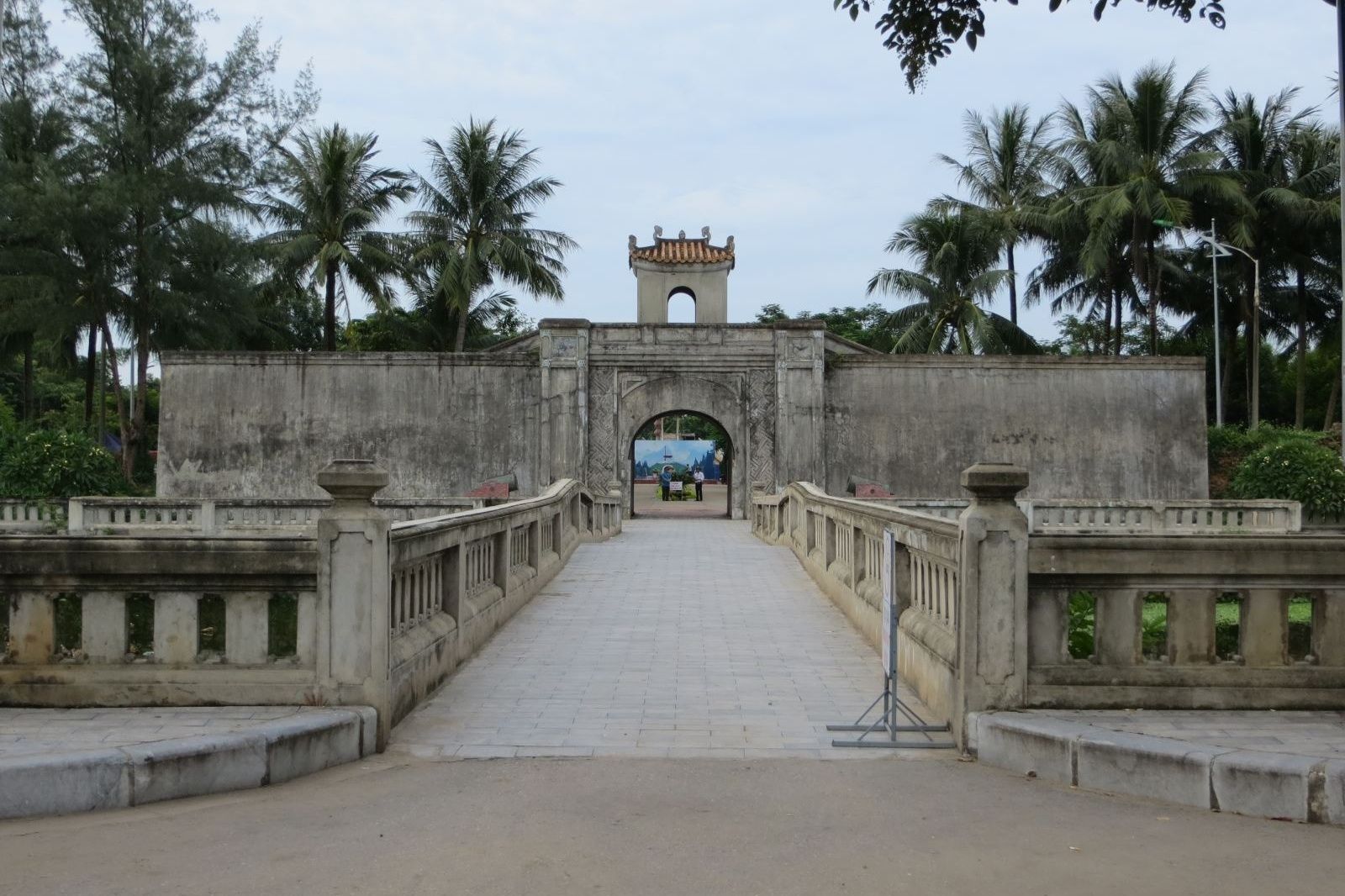 Di tích Thành cổ Quảng Trị