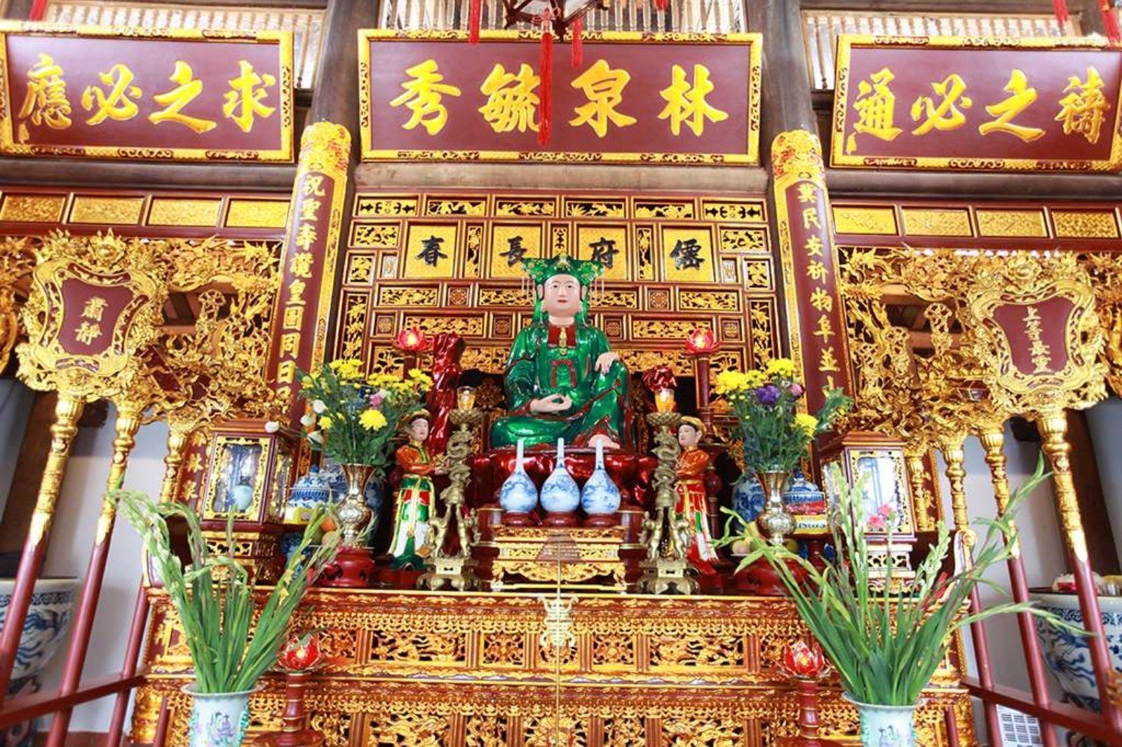 Điểm đến tâm linh không thể bỏ qua tại Bà Nà Hills