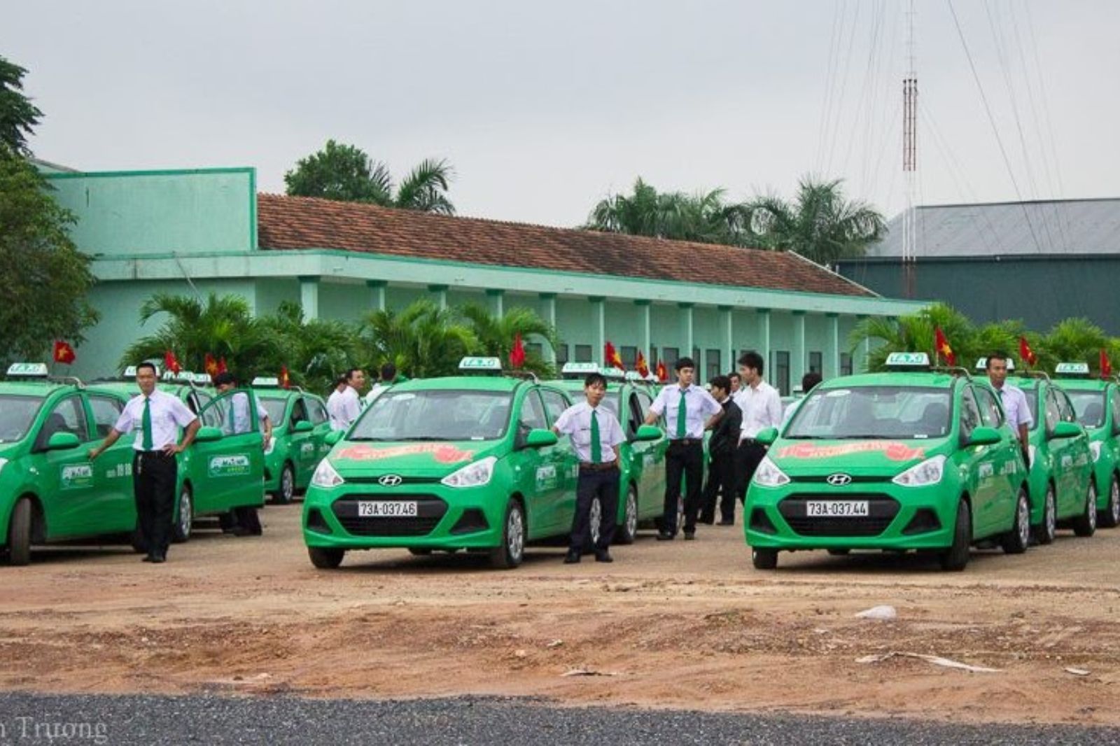 Đội ngũ xe taxi Mailinh phủ sóng rộng khắp Quảng Bình