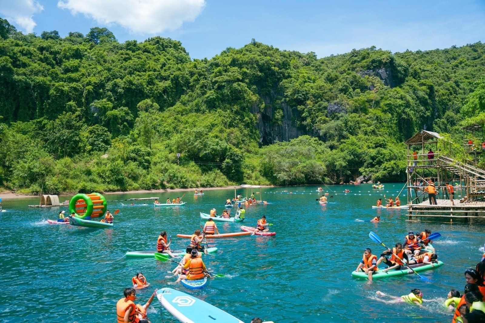 Du khách rất hài lòng với những trải nghiệm tại Hava