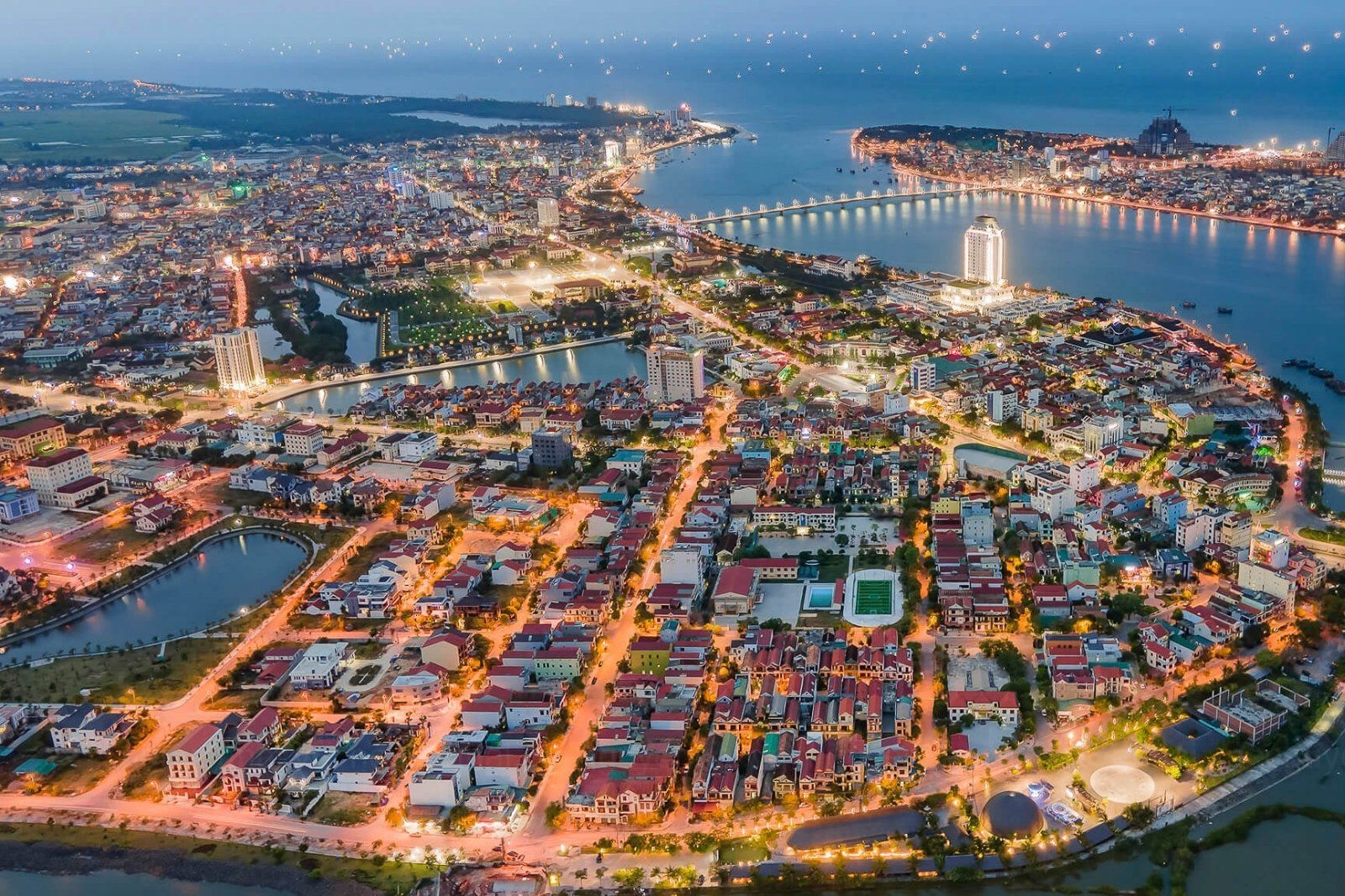 Dù không quá sôi động nhưng Đồng Hới vẫn để lại ấn tượng khó phai trong lòng du khách