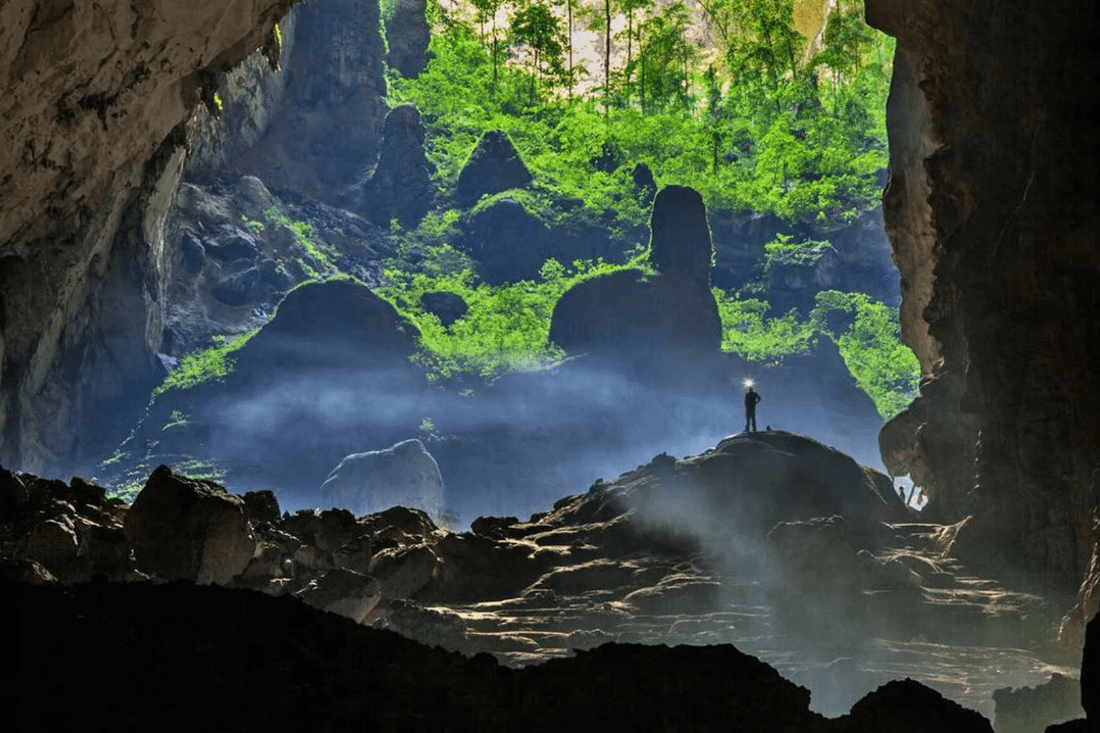 Hang Sơn Đoòng - hang động lớn nhất thế giới