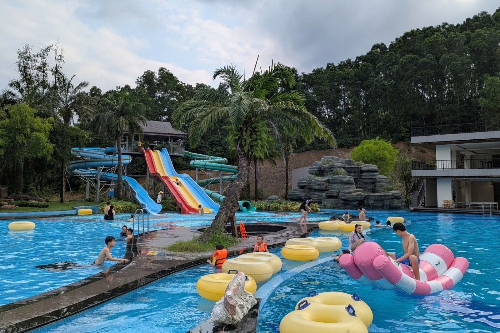 Hệ thống trò chơi dưới nước ở bang Onsen