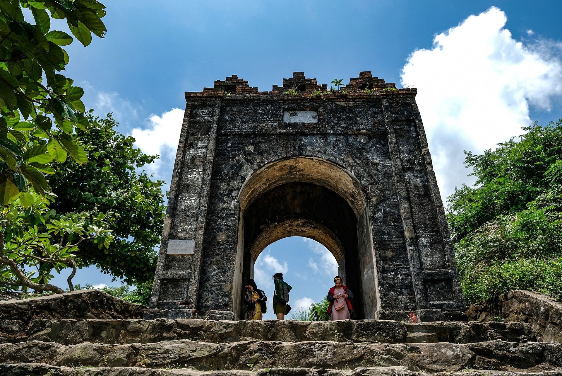 Hoanh-son-quan-1-tour-quang-binh-quang-tri-2-ngay-1-dem
