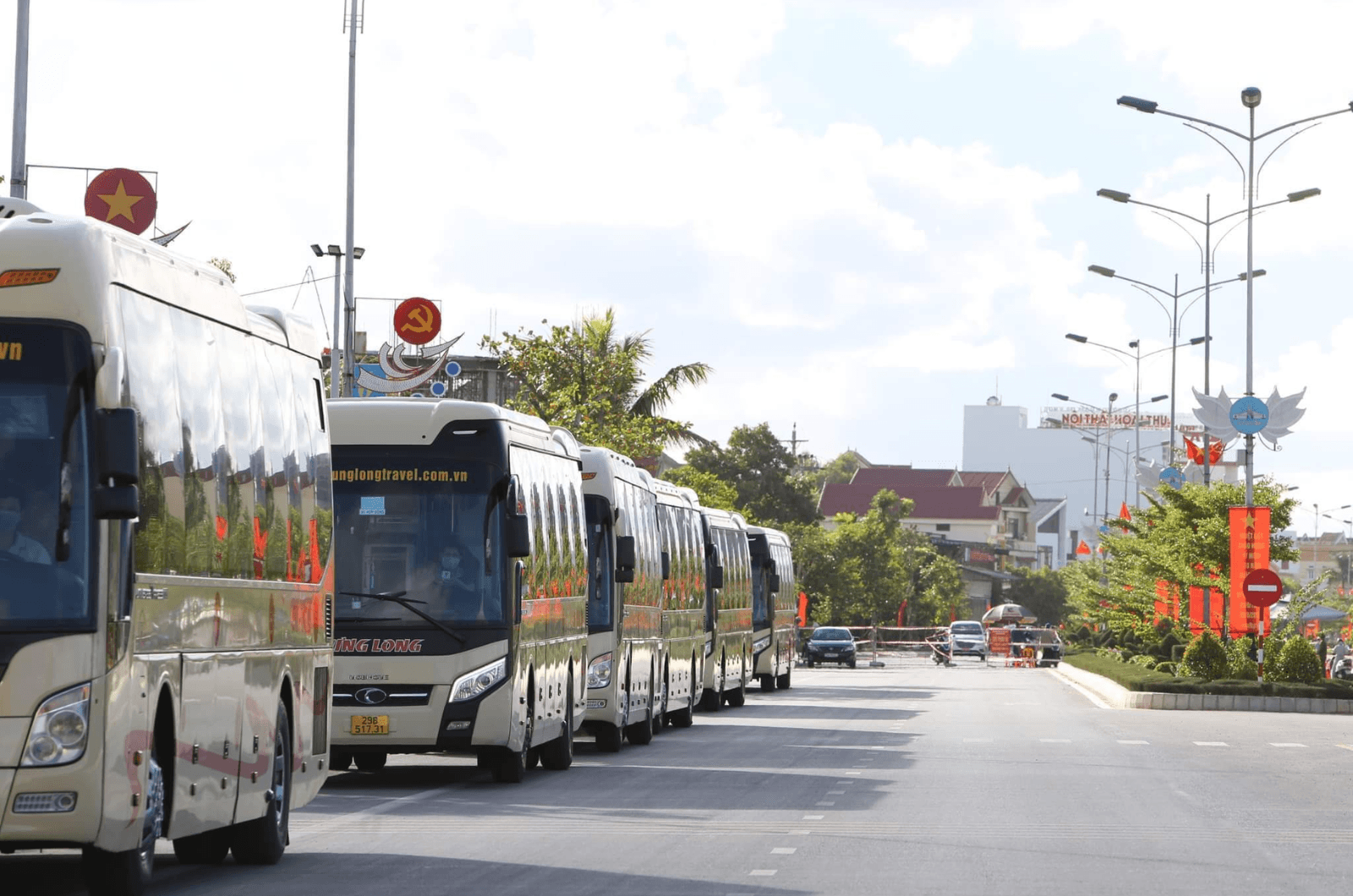 Hưng Long, nhà xe lâu đời chuyên tuyến Hà Nội - Quảng Bình
