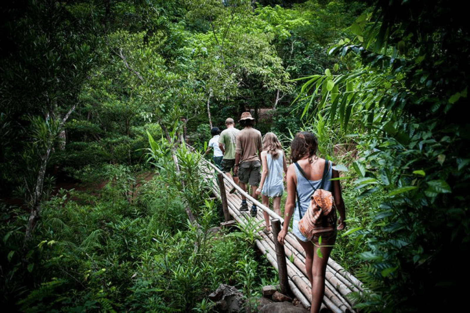 Hướng dẫn chi tiết từ Sovaba Travel 