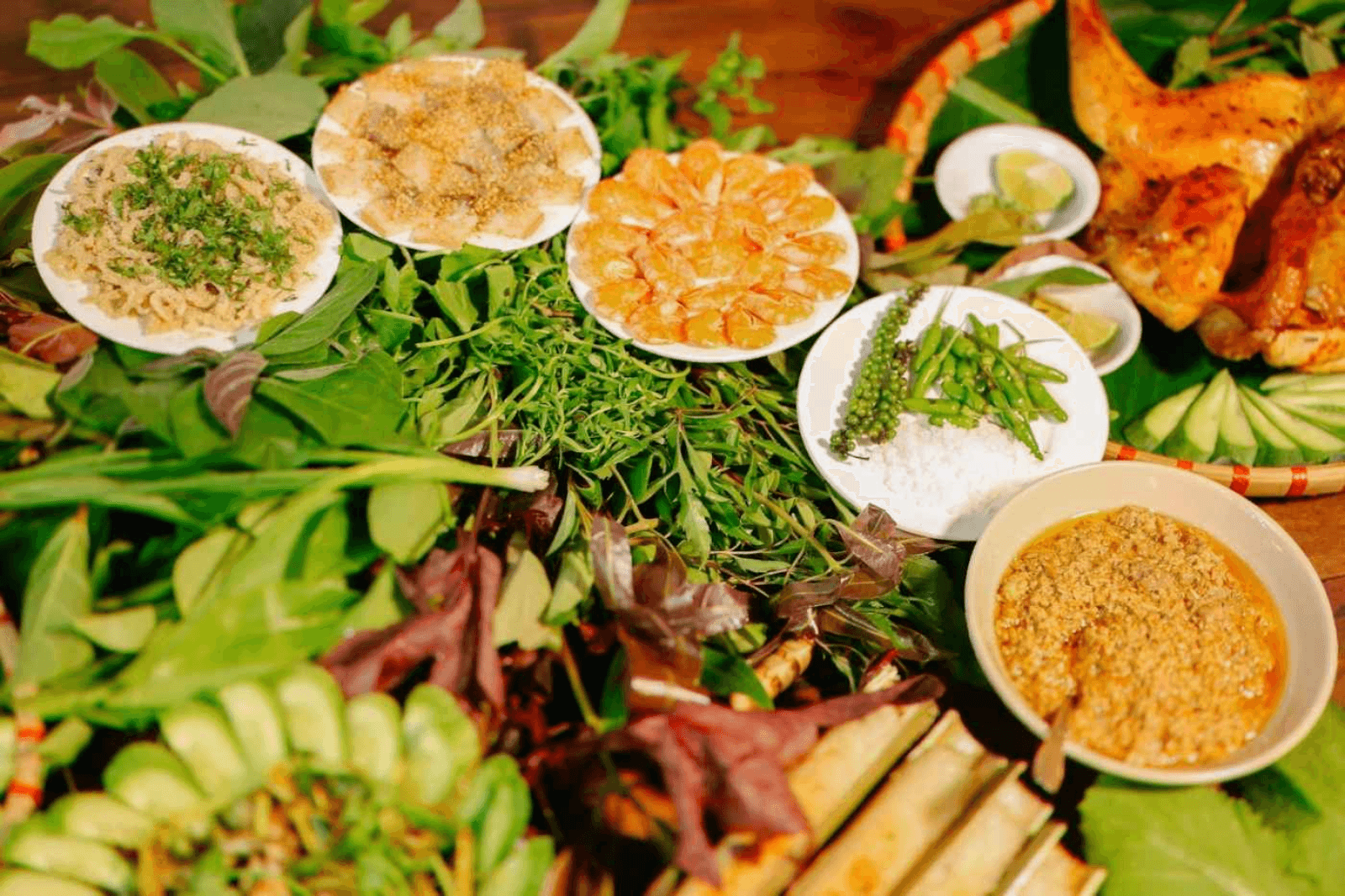 Hương-vị-ẩm-thực-miền-núi-cao-trong-món-gỏi-lá