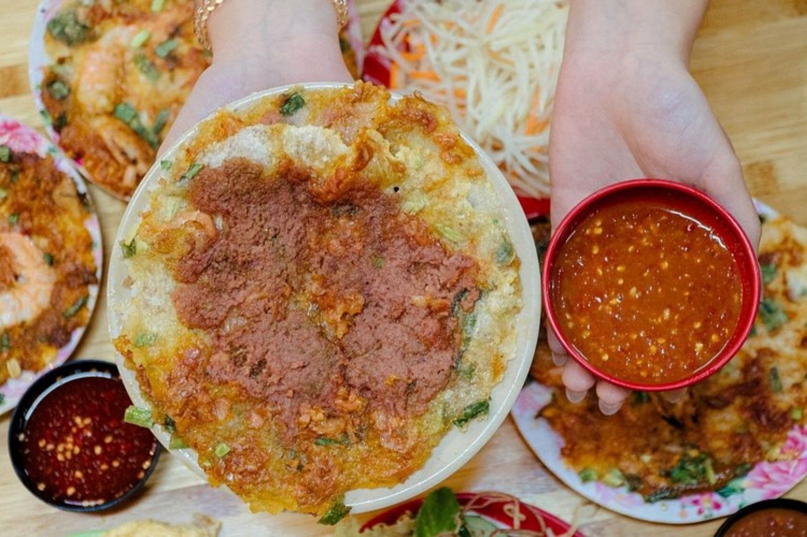 Hương vị đặc trưng từ chén nước chấm thơm ngon