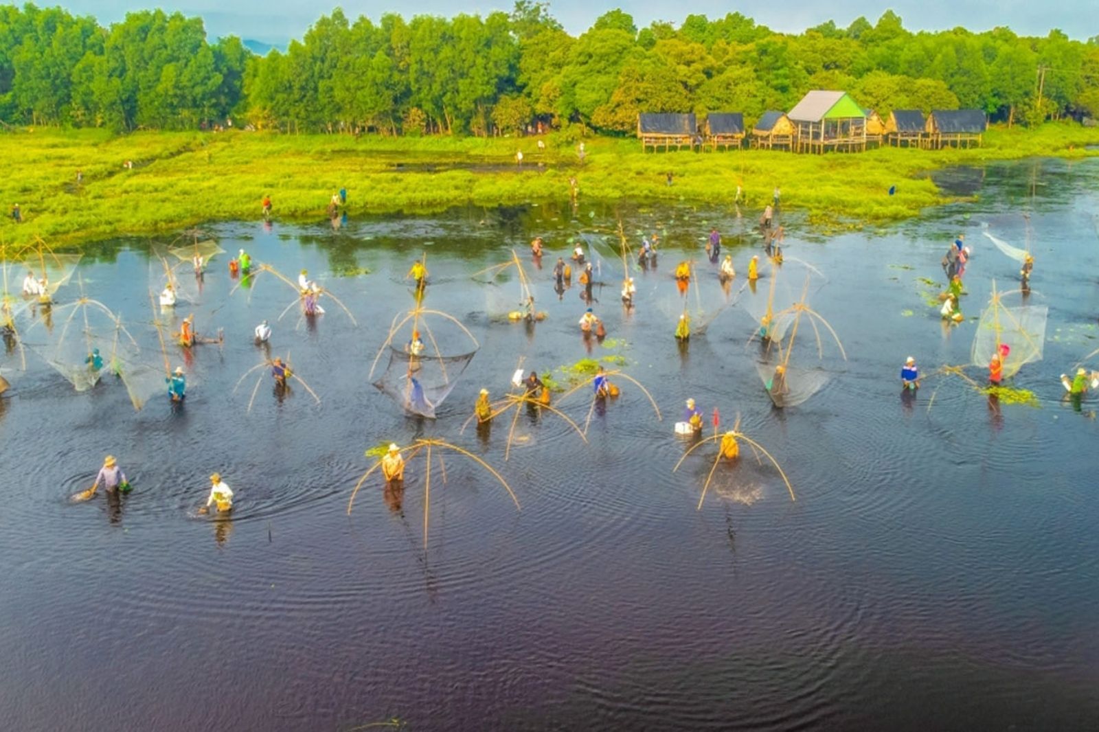 Khám phá khu du lịch sinh thái Trằm Trà Lộc