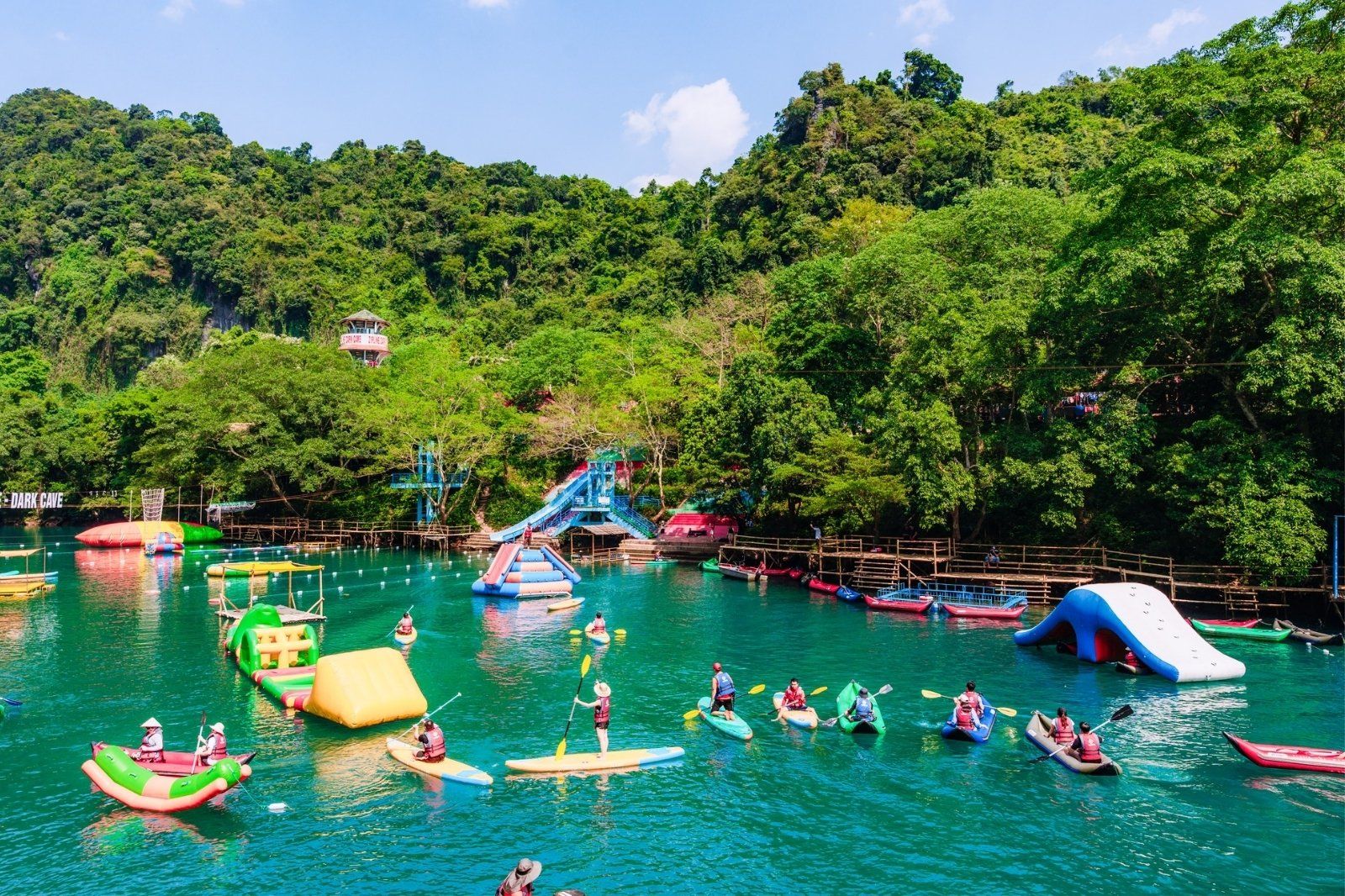 Khám phá Sông Chày - Hang Tối vào những ngày hè