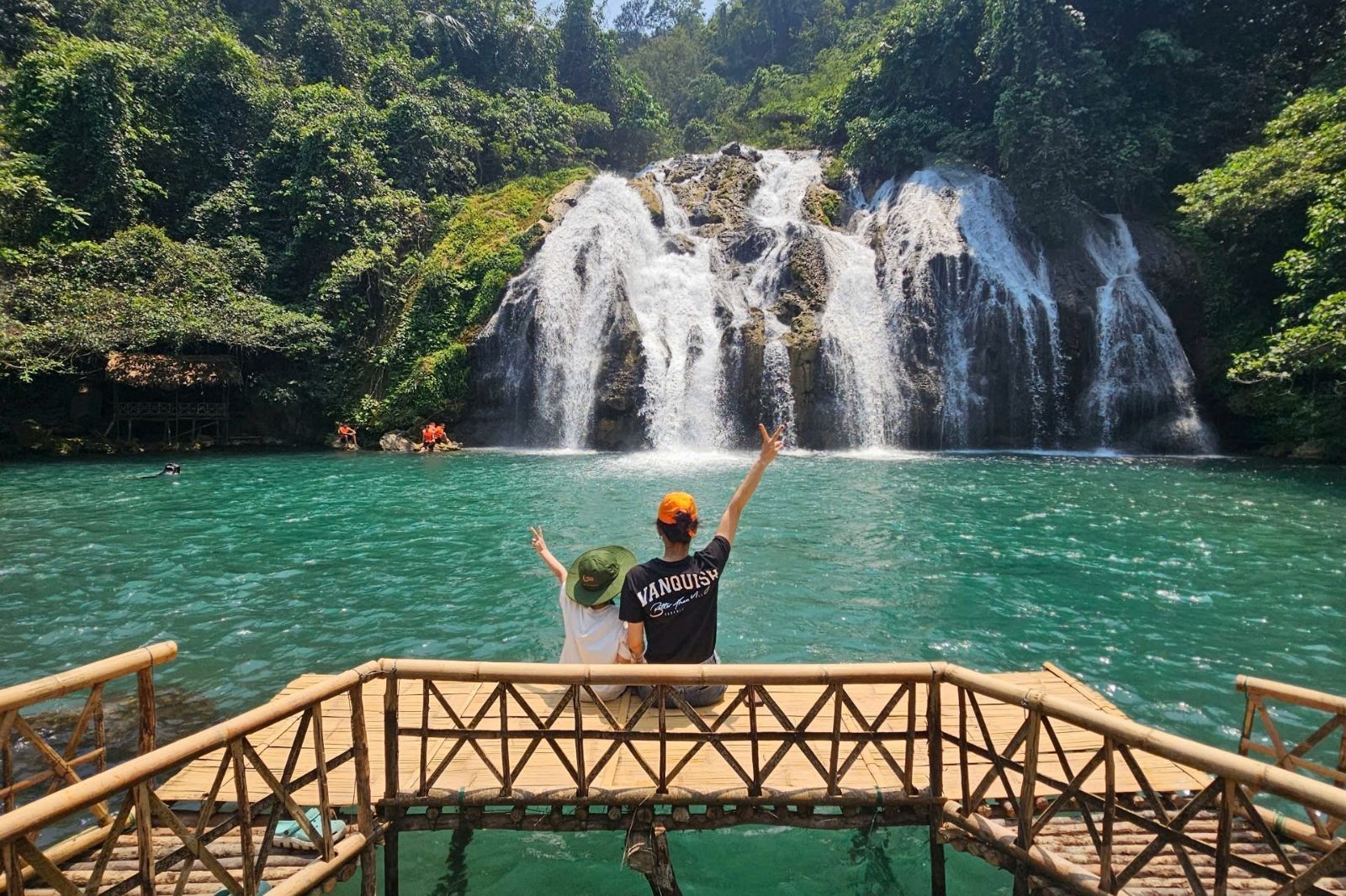 Khám phá vẻ đẹp của thác Tà Puồng