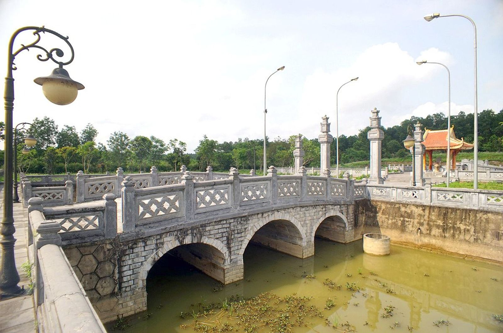 Khu di tích Lăng mộ Nguyễn Hữu Cảnh