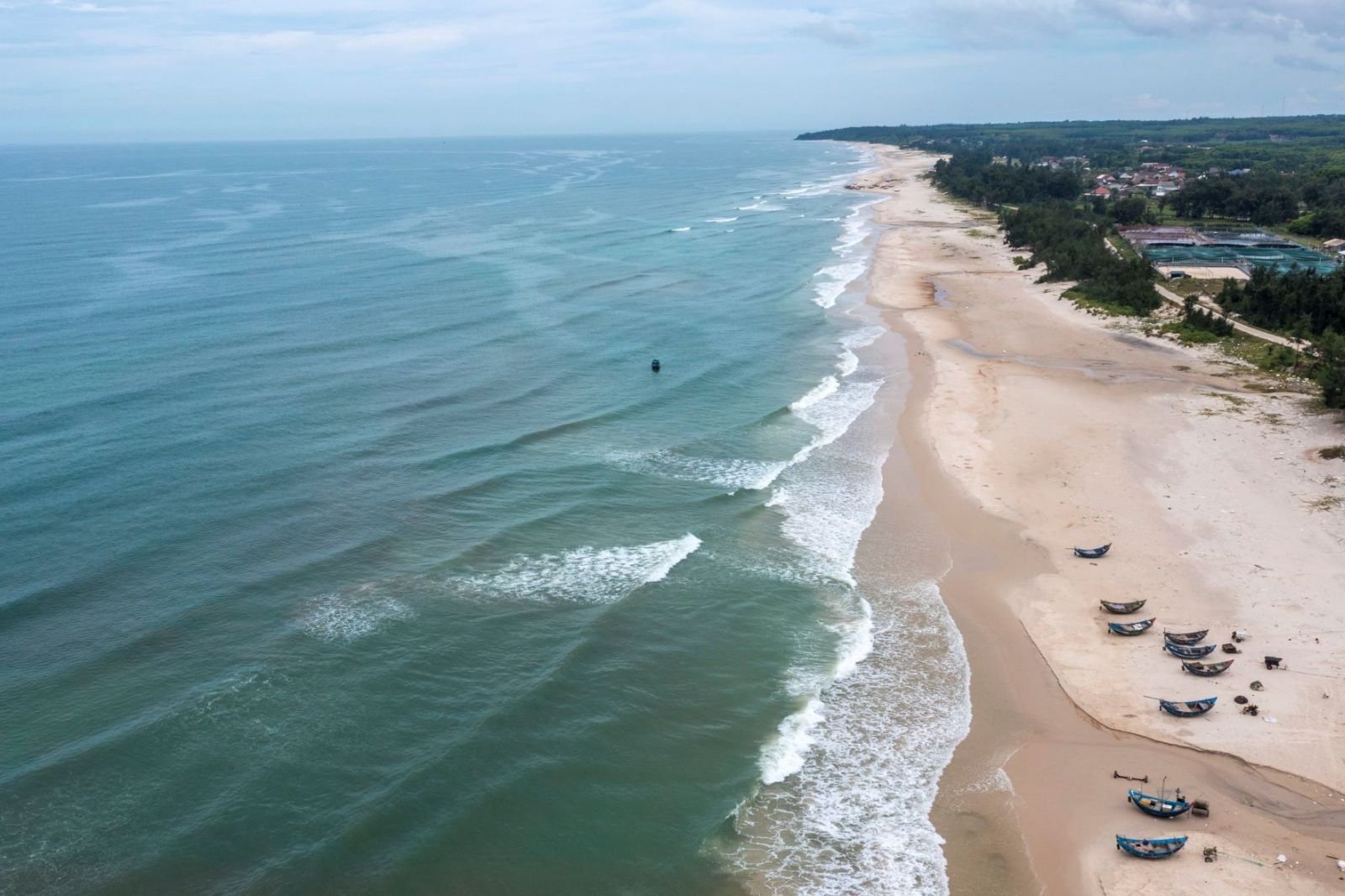 Khu du lịch biển Cửa Việt