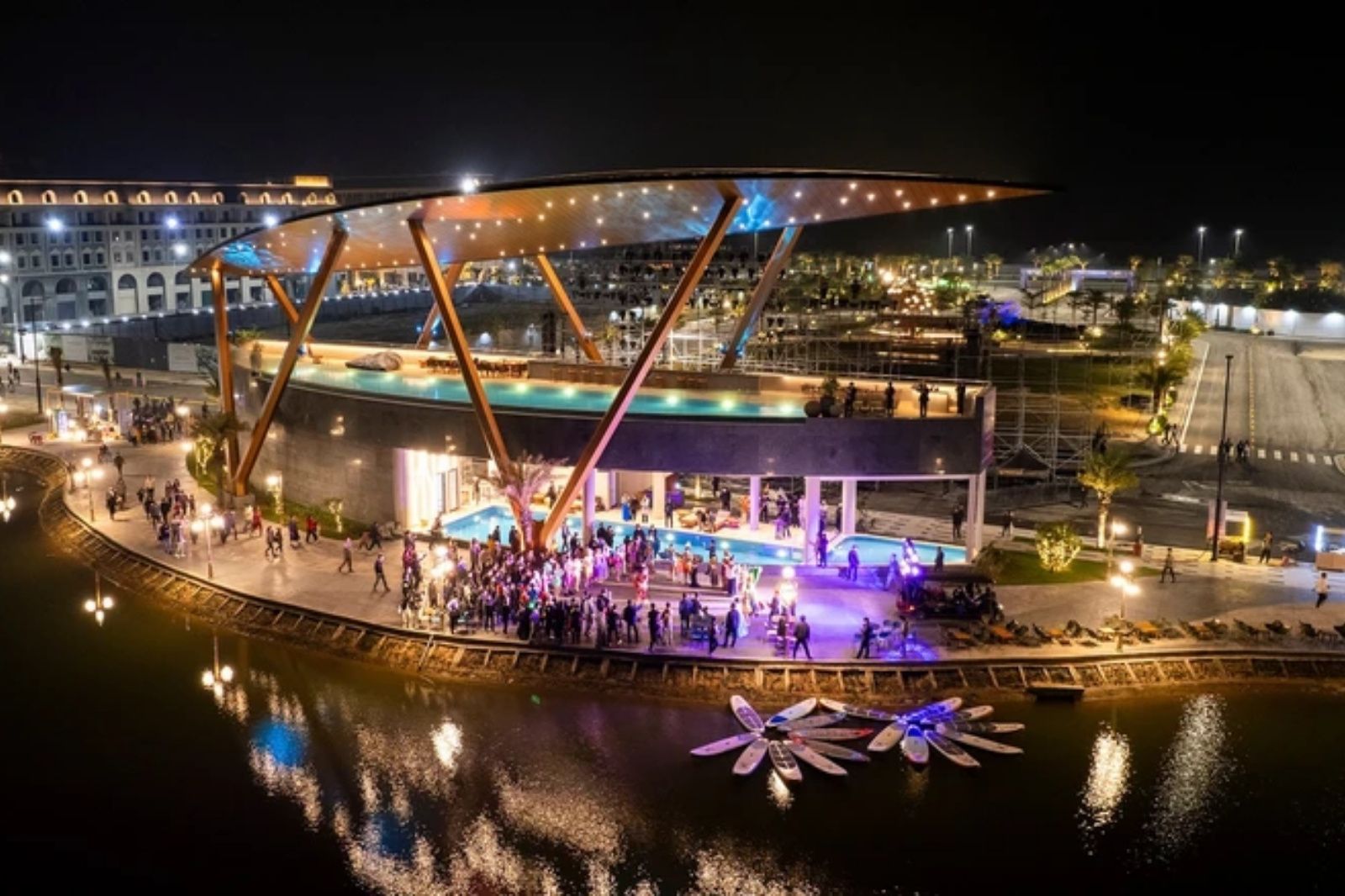 Khu tổ hợp vui chơi Regal Legen Bảo Ninh