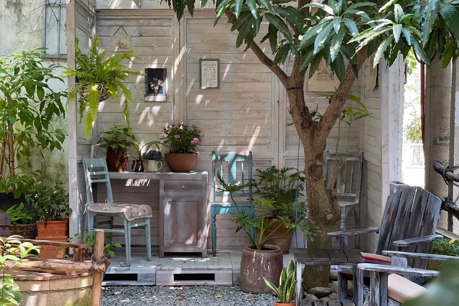 Khu vườn nghệ thuật hoài cổ giữa đất Đà thành nhộn nhịp