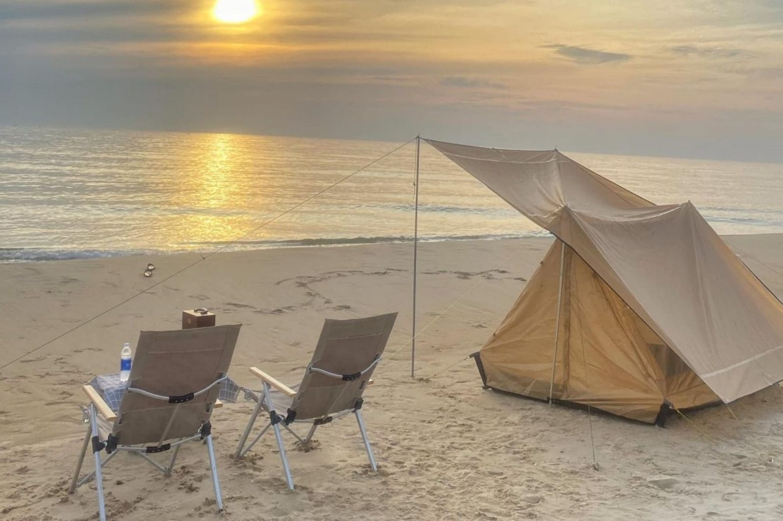 Kinh nghiệm tổ chức picnic và cắm trại ở biển Đá Nhảy