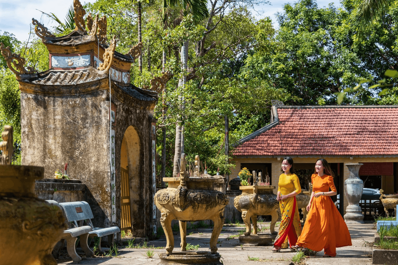 Làng cổ Bích La là nơi phù hợp nếu bạn muốn cảm nhận nét mộc mạc của làng quê 