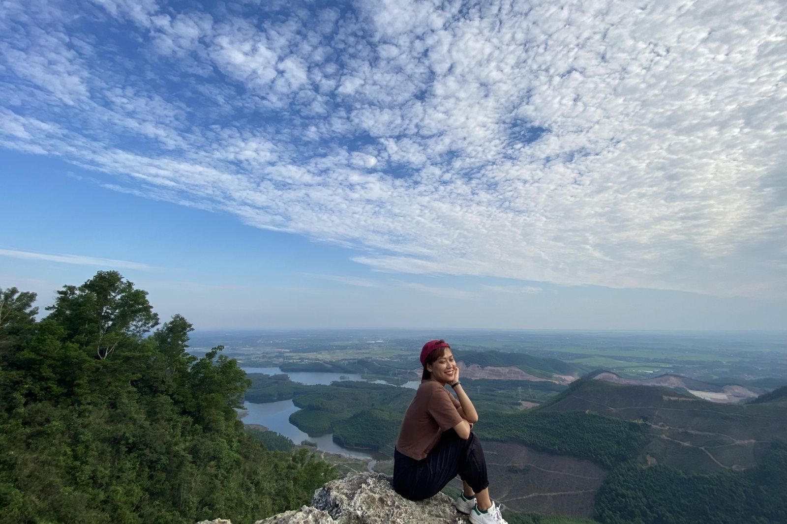 Lên đỉnh Hòn Vượn ngắm nhìn non nước xứ kinh kỳ