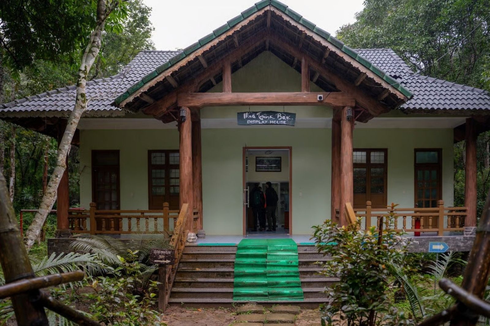 Lộ trình trekking tham quan nhà trưng bày