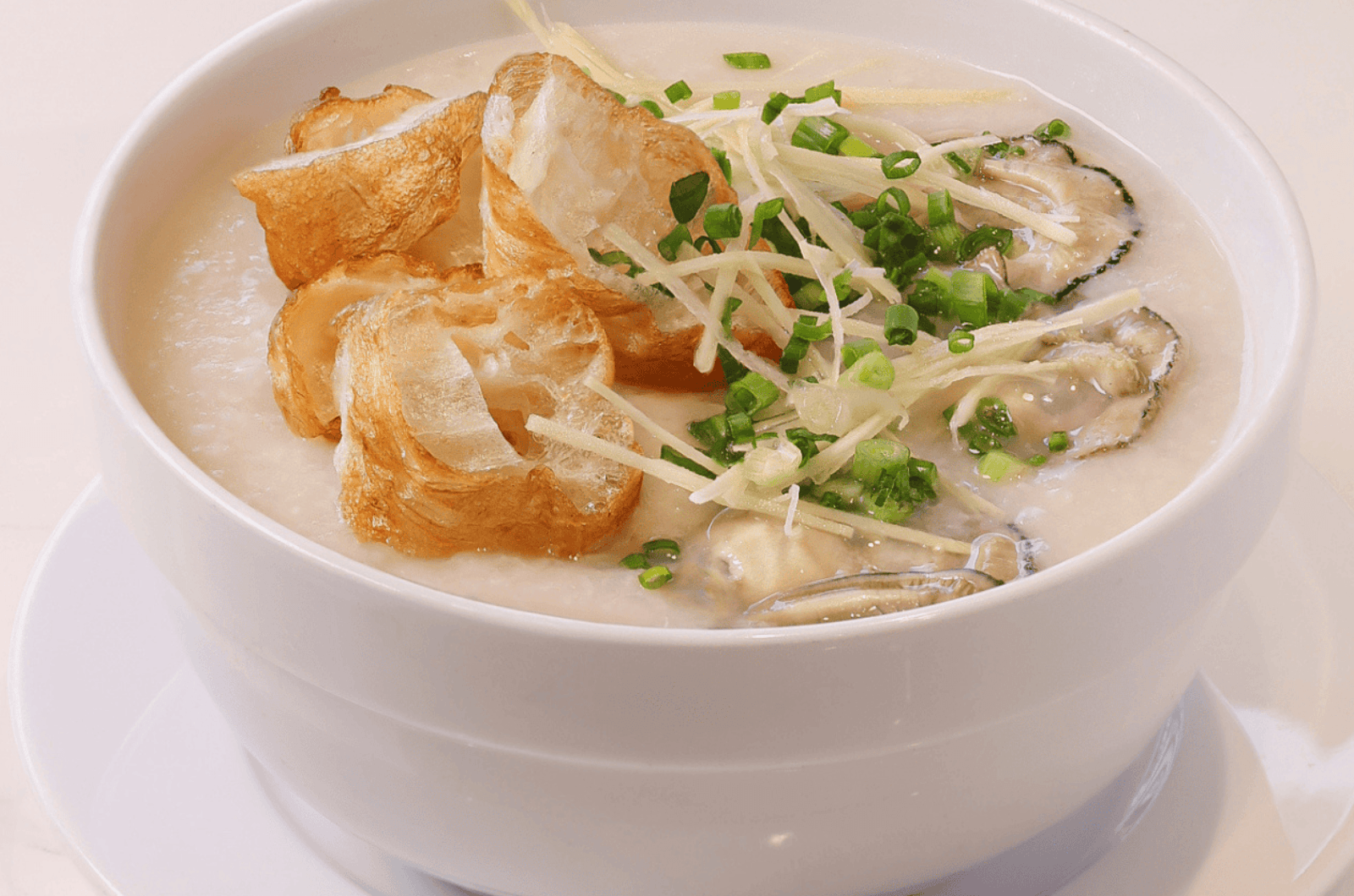 Mỗi quán cháo hàu mang cho mình một hương vị đặc trưng
